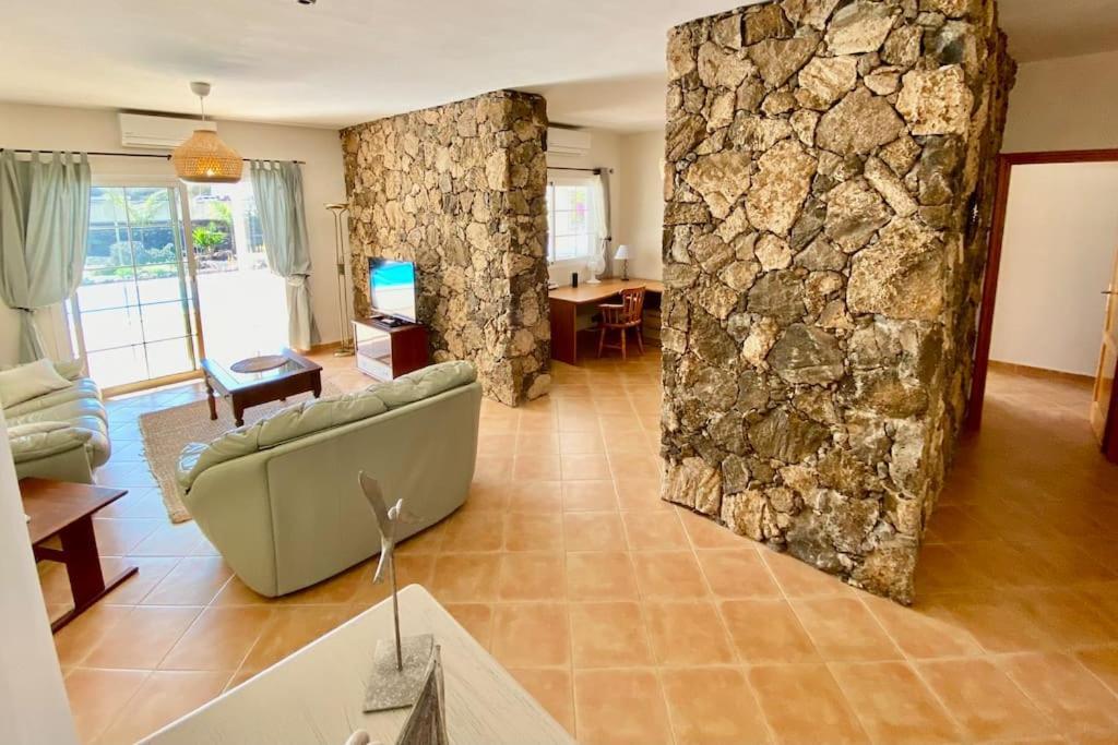 Casa Yukka Villa With Heated Pool Лахарес Екстер'єр фото