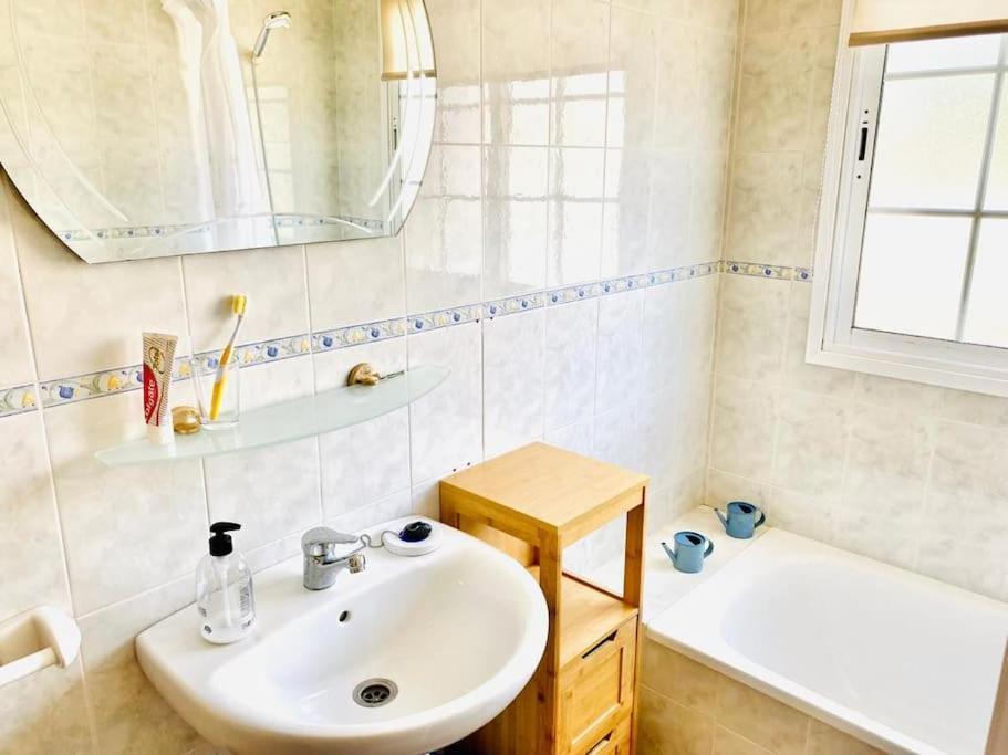 Casa Yukka Villa With Heated Pool Лахарес Екстер'єр фото